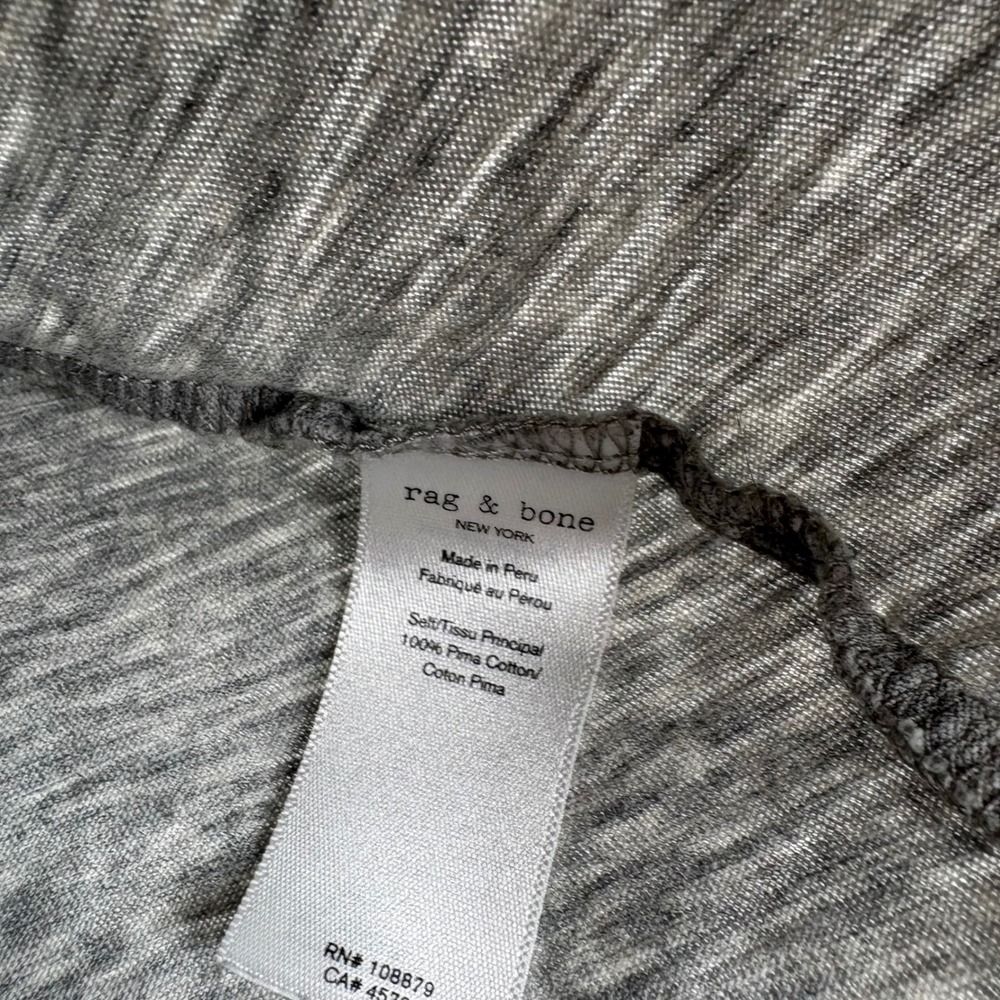 SOLd - Picture 2 of 4